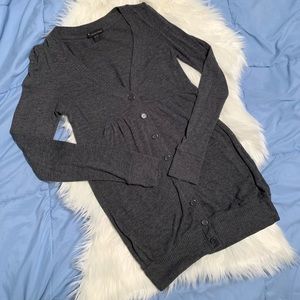 Forever 21 Sweater M